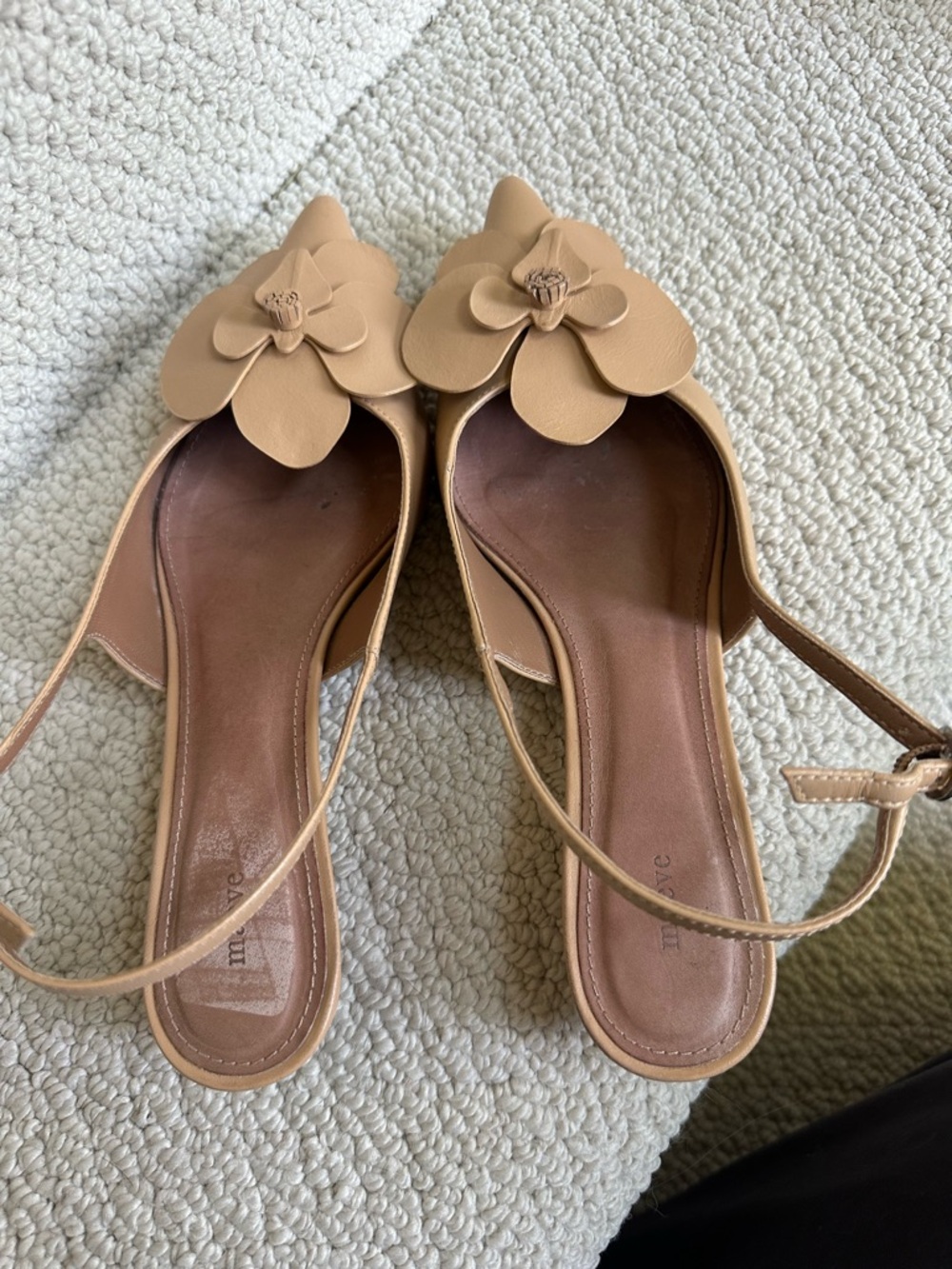 Anthropologie Maeve Women’s Tan Slingback Pointed-Toe Flats Shoes Flower Accent - Picture 2 of 16